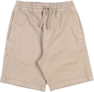 Carhartt Work in Progress BOTTOMWEAR - Shorts & Bermuda Shorts sur YOOX.COM