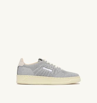 Autry MEDALIST EASEKNIT LOW SNEAKERS IN SILVER-TONE KNIT