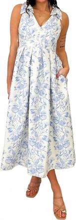 Entro To Bloom Or Not To Bloom Knit Dress In White