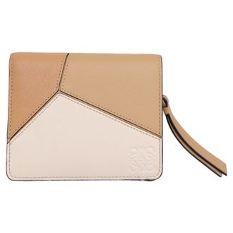Loewe Beige Leather Wallet (Bi-Fold) (Pre-Owned)