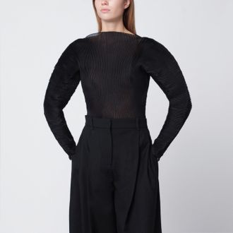 R&oacute;he Black Pleated Sculptural Top