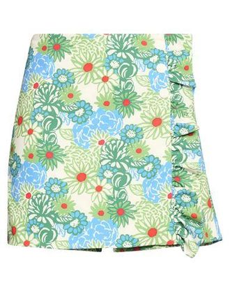 Tory Burch BOTTOMWEAR - Shorts & Bermuda Shorts sur YOOX.COM