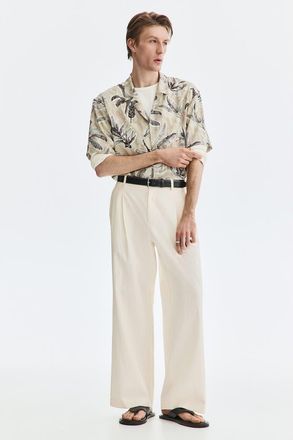 H&M Loose Fit Wide Trousers in Cream at Nordstrom, Size 34