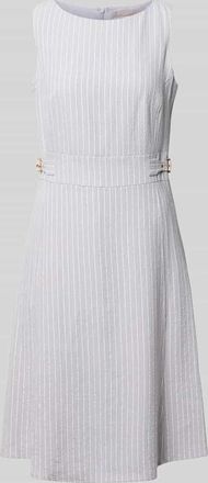Christian Berg Knielanges Kleid aus Seersucker mit Streifen und Lurex in Ecru, Gr&ouml;&szlig;e 34
