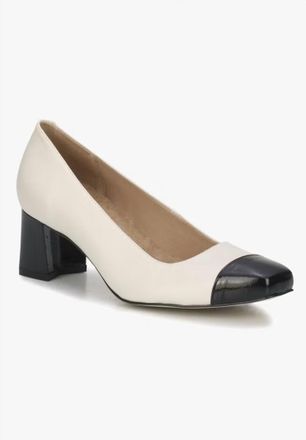 Ros Hommerson Womens Mira Pumps In Ivory Cashmere Black Cap Toe