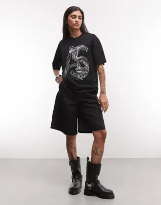 AllSaints Linx Etta T-shirt squadrata a maniche corte con logo grafico decorato in nero