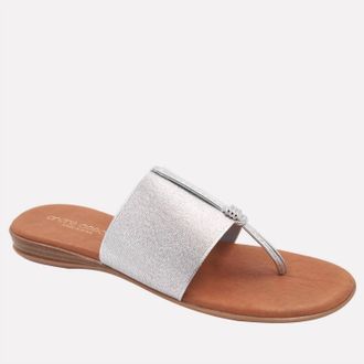 Andr&eacute; Assous Womens Nice Slide In Silver