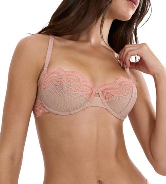 Triumph Balconette-BH TRIUMPH Comfort Glam, Damen, Gr. 70, Cup E, desert sand, Spitze, Obermaterial: 81% Polyamid, 11% Polyester, 8% Elasthan, BHs Balconette-