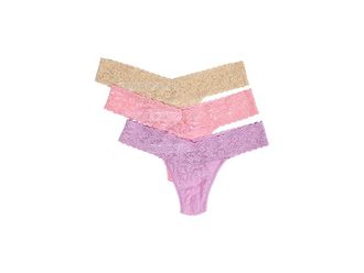 Hanky Panky Signature Lace Low Rise Thong 3-Pack Womens Underwear Pink Lady/Viola Purple/Sand, Cotton/Lace/Nylon