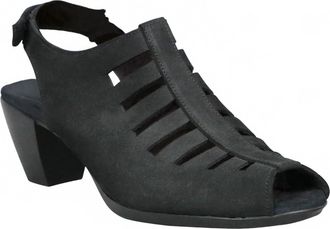 Munro Womens Abby Nubuck Sandal In Black