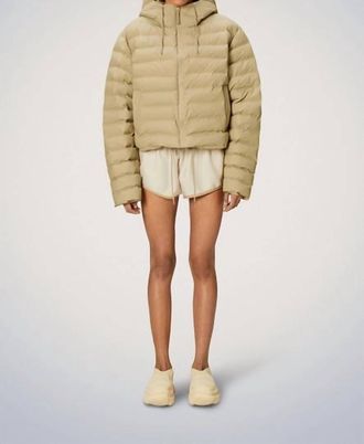 Rains Unisex Lohja Puffer Jacket In Sand