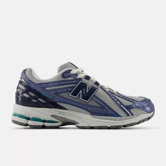 New Balance Mens 1906R Shoes In Navy Raincloud