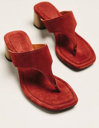 Vagabond Vagabond Evie Block Heel Flip-Flop Sandals