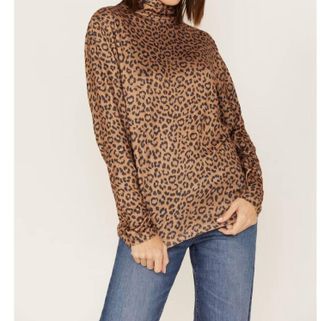 Tasha Polizzi Kylie Turtleneck Top In Leopard Print