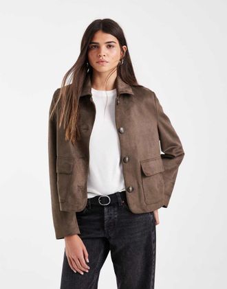 Vero Moda giacca corta in camoscio sintetico marrone cioccolato