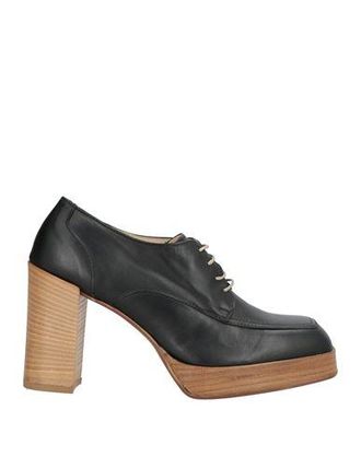 Noa. A Lace-up shoes
