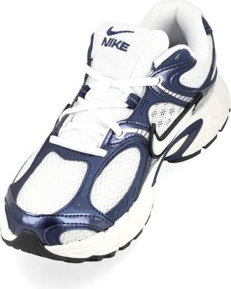 Nike Mens Rnr Sneakers In White Midnight