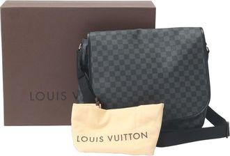 Louis Vuitton Black Damier Graphite Damier Graphite Shoulder Bag (Pre-Owned)