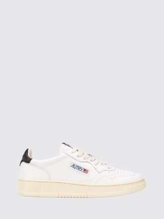 Autry Sneakers Medalist Low in pelle di vitello liscia con punta traforata