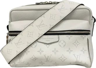 Louis Vuitton White Shoulder Bag (Pre-Owned)
