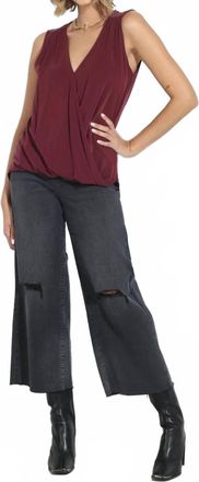 Hidden Jeans Nori Cropped Wide Leg Jean In Light Wash