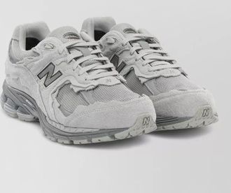 New Balance suede leather low-top sneakers