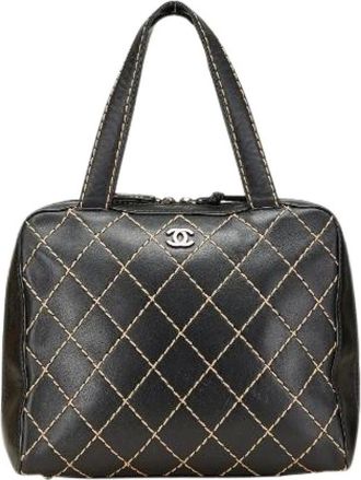 Chanel Pre-owned Handbags, female, Black, Size: ONE SIZE Pre-owned Leather handbags