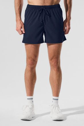 Alo | 5 Circuit Short in Navy Blue, Size: Large