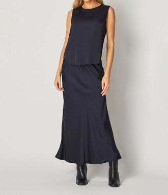 Bella Dahl Satin Sleeveless Top In Navy