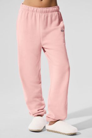 Alo | Accolade Sweatpant in Pink Quartz, Size: Medium