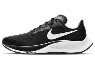 Nike Womens Air Zoom Pegasus 37 Sneaker In Black/ White