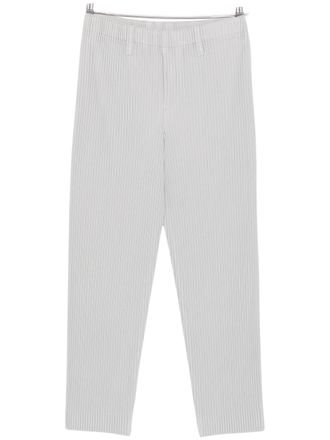 Homme Pliss&eacute; Issey Miyake Pliss&eacute;-Effect Cropped Trousers with Relaxed Fit