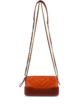 Chanel 2018 Gabrielle V-stitch wallet-on-chain - Orange