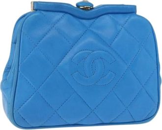 Chanel Pre-owned Clutches, female, Blue, Size: ONE SIZE Pre-owned Leather Pouch