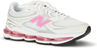 New Balance Unisex 2000 Sneakers White-Pink Upper: Fabric; Sole: Rubber White/pink