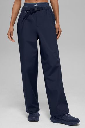 Alo | Alpha Shell Pants in Navy, Size: Medium