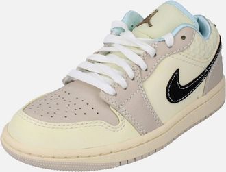 Nike Womens Nike Air Jordan 1 Low SE Womens Trainers Hq3440 101 - Tan - Size: 4.5