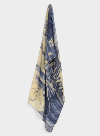 The Artists Label Womens Evening in Portugal lightweight scarf