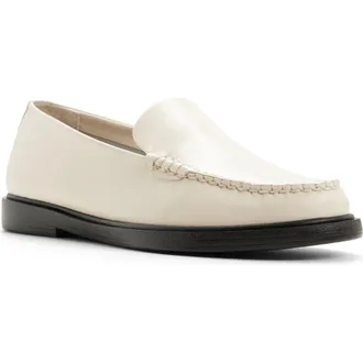 G.H. Bass & Co. Sloane Moc Toe Loafer in Other White at Nordstrom, Size 5.5