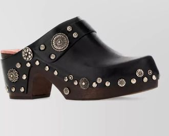 Chlo&eacute; leather clogs