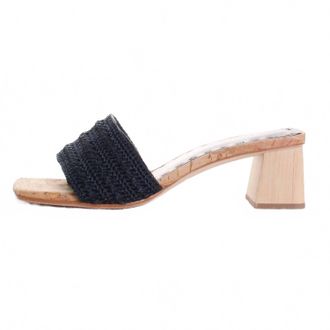 Donald J Pliner Womens Nayla Sandal In Navy