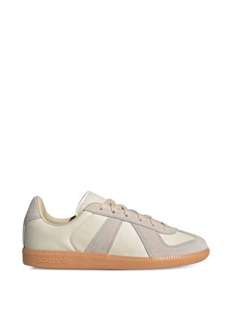 adidas Originals yo M Sin ir a ninguna parte. yo M Ir a cualquier parte