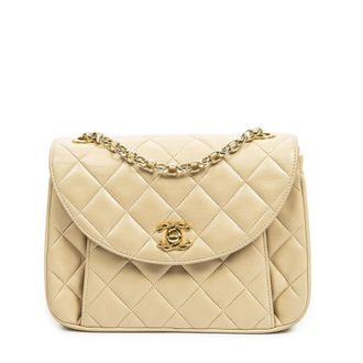 Chanel Pre-owned Womens Vintage Small Bijoux Curve Flap Shoulder Bag - Beige - One Size