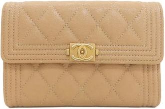 Chanel Pre-owned Wallets, female, Beige, Size: ONE SIZE Pre-owned Boy Wallet (bi-fold)