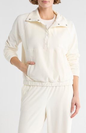 Yogalicious Double Butter Santa Monica Pullover in White Dove at Nordstrom Rack, Size X-Small