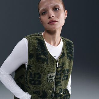 Nike Womens Nike Sportswear High-Pile Fleece Vest in Green | HV2073-222
