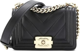 Chanel Boy Flap Bag Chevron Lambskin Mini shoulder bag - Zwart
