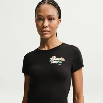 Nike Womens Short-Sleeve Graphic Basketball T-Shirt in Black | IM0298-010