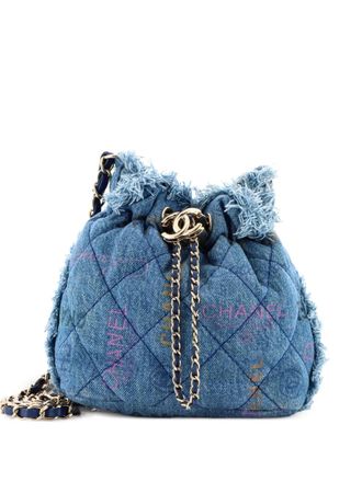 Chanel Denim Mood Chain Logo Printed Quilted Fringe Denim Medium bucket bag - Blu