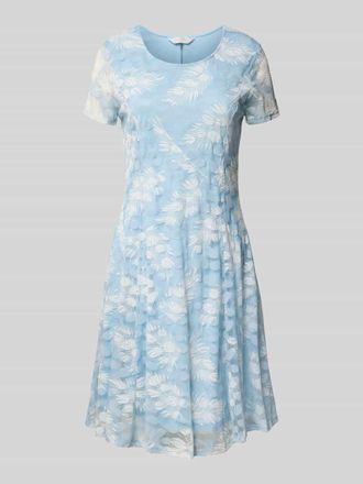 Apricot Knielanges Kleid mit Rundhalsausschnitt in Hellblau, Gr&ouml;&szlig;e XXL